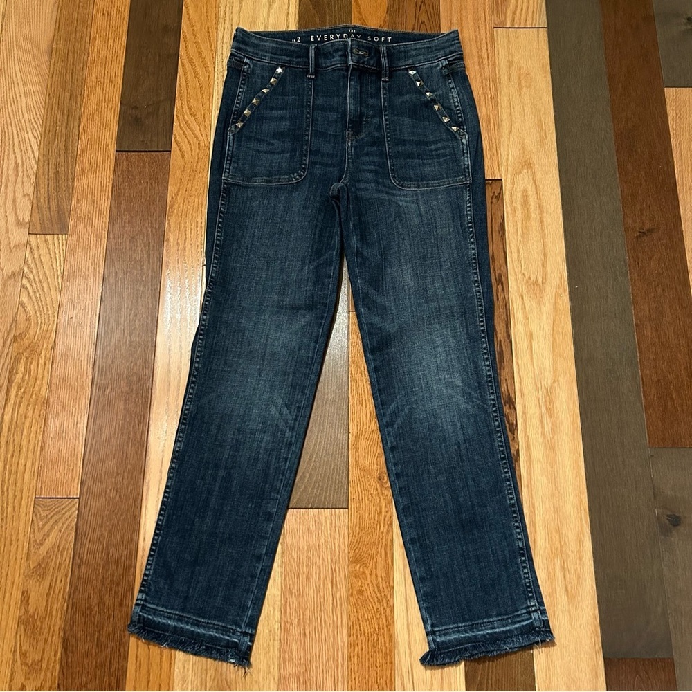 White House Black Market Women Studded Blue Jeans Everyday Soft High Rise Size 2